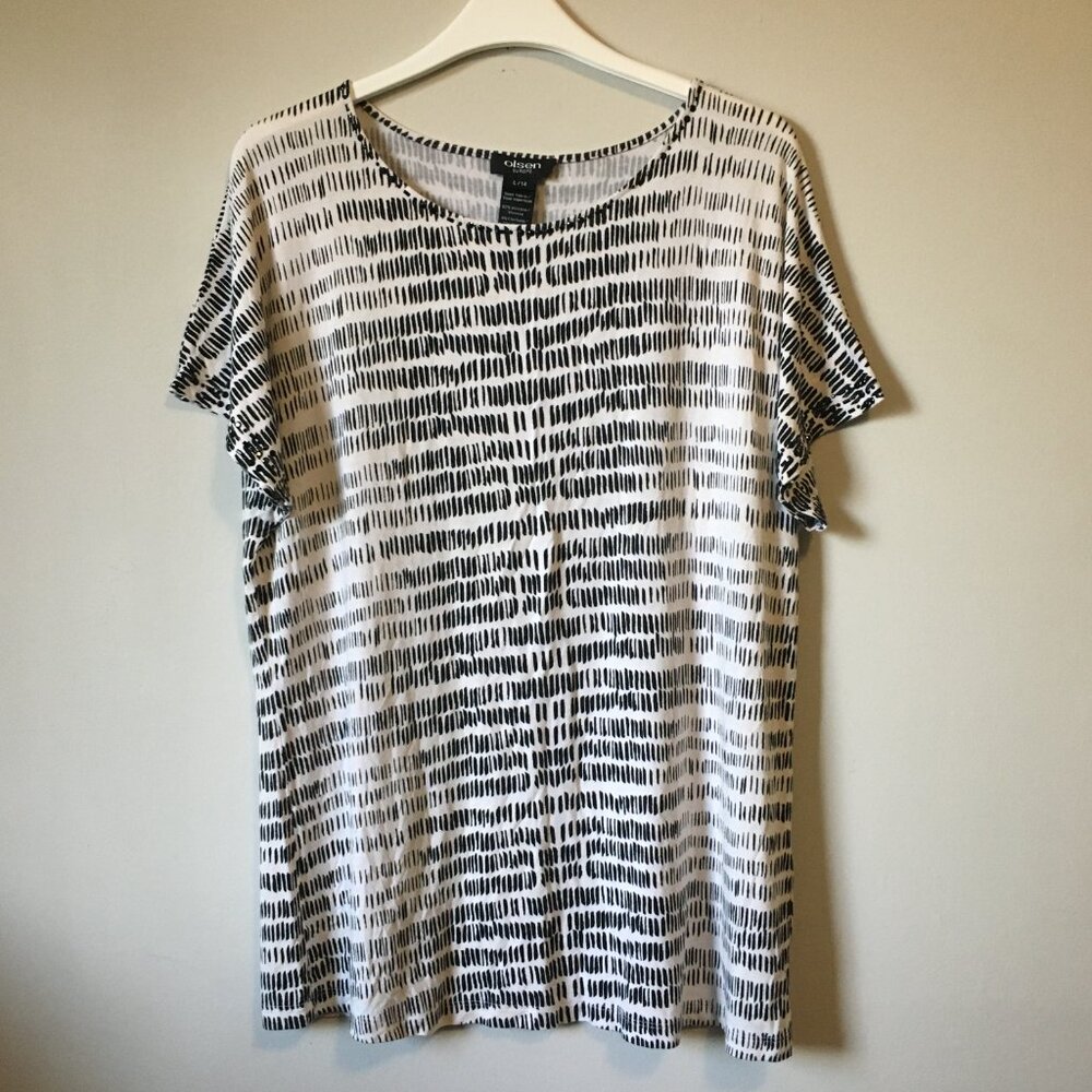 Olsen Europe Rhinestone Viscose Tally Graphic Tee Black White L/14 - Picture 1 of 16